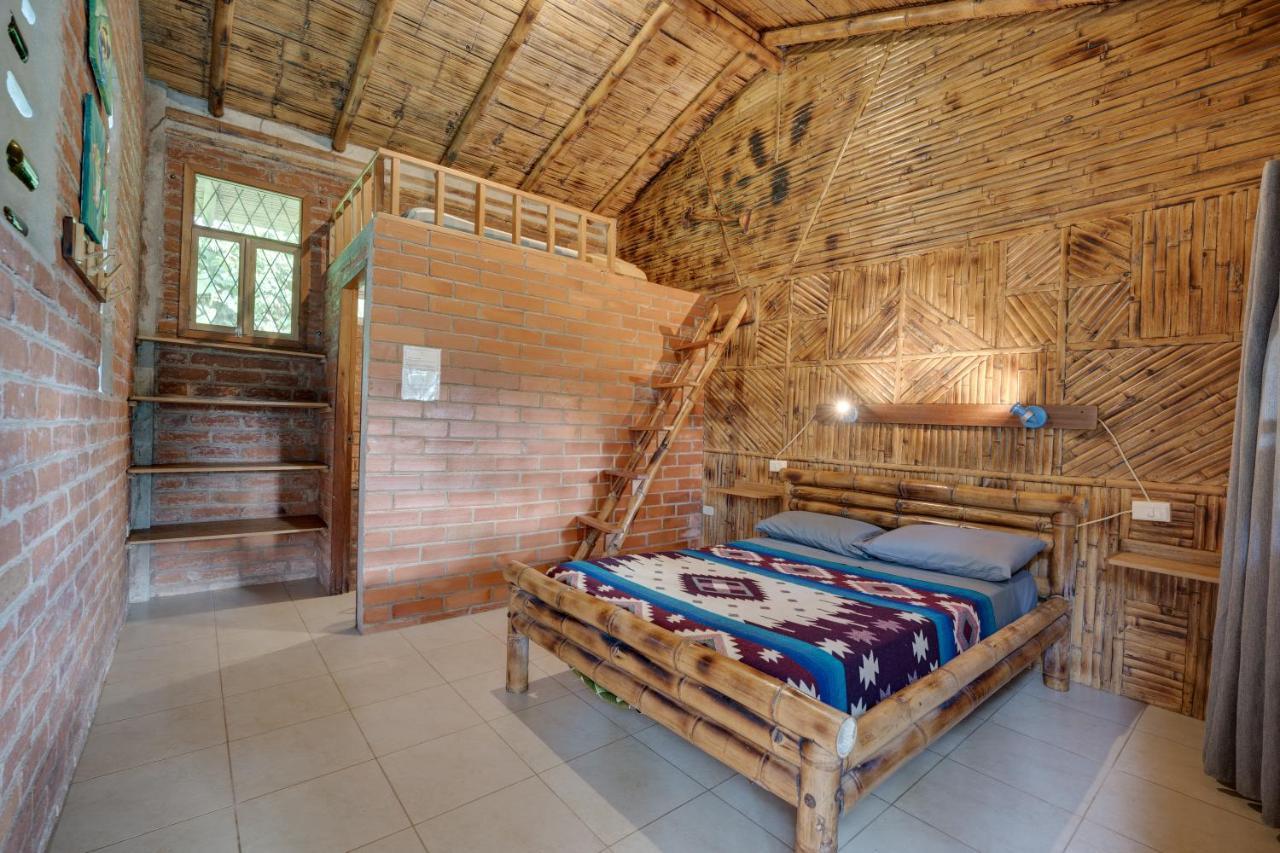 Hostal Pakay Tena Buitenkant foto