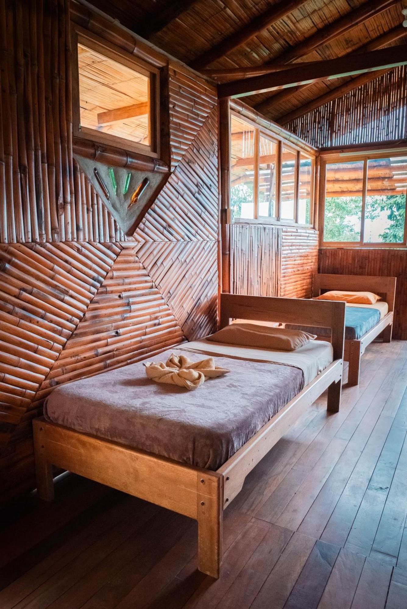 Hostal Pakay Tena Buitenkant foto