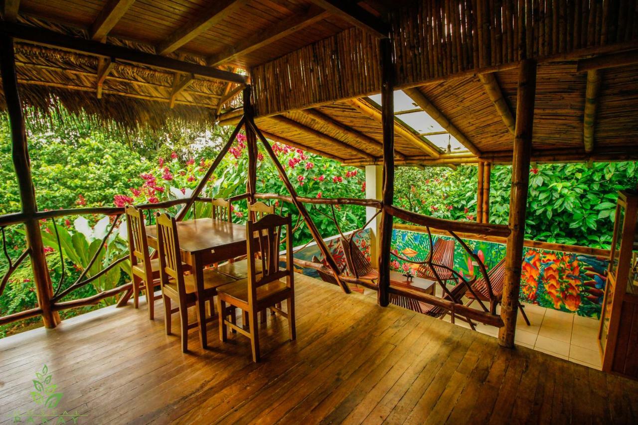 Hostal Pakay Tena Buitenkant foto